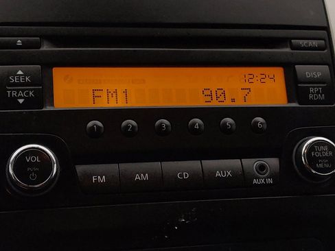 Used 2014 Nissan Frontier S image 25