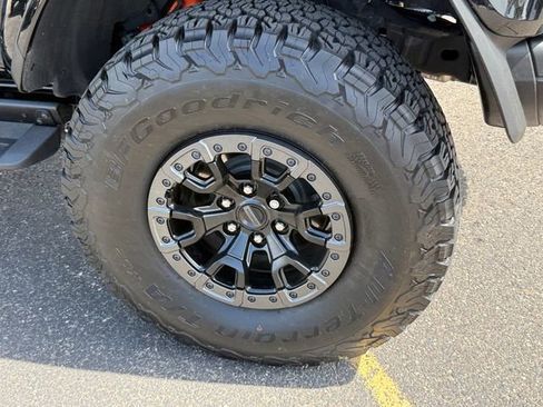 Certified 2024 Ford Bronco Raptor w/ Interior Carbon Fiber Pack 6 AWD/4WD image 5