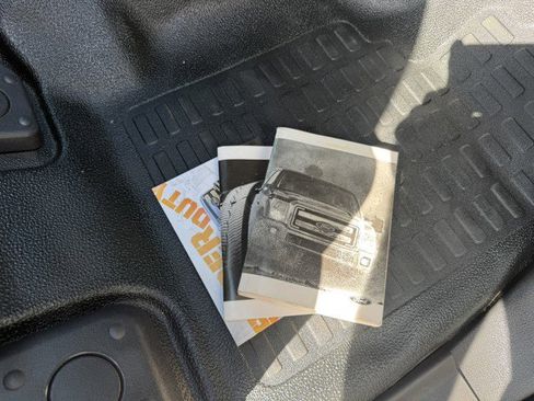 Used 2015 Ford F550 4x4 Regular Cab Super Duty image 20