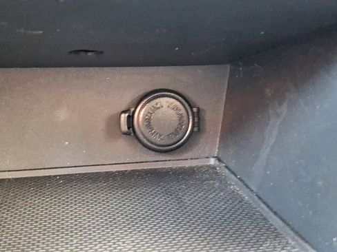 Used 2019 Subaru Crosstrek 2.0i Premium image 34