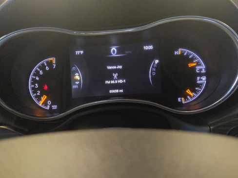 Used 2020 Jeep Grand Cherokee Limited AWD/4WD image 23