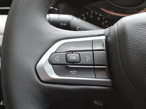 Used 2023 Jeep Compass Limited AWD/4WD image 18