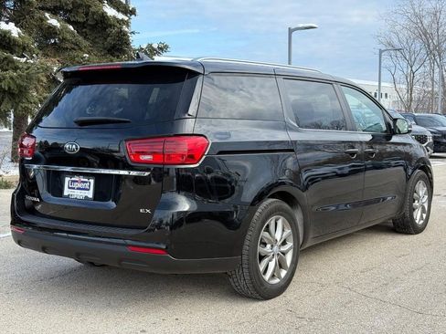 Used 2020 Kia Sedona EX image 3