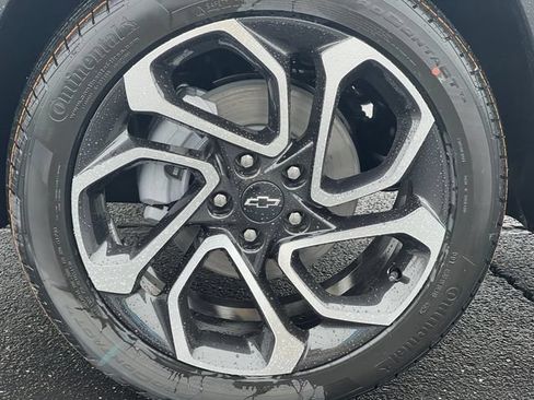 New 2026 Chevrolet Trax RS w/ Driver Confidence Package FWD image 6