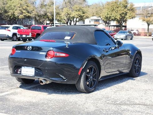 Used 2019 MAZDA MX-5 Miata Sport image 4