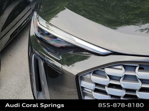 Certified 2025 Audi Q5 Premium w/ Convenience Package AWD/4WD image 13