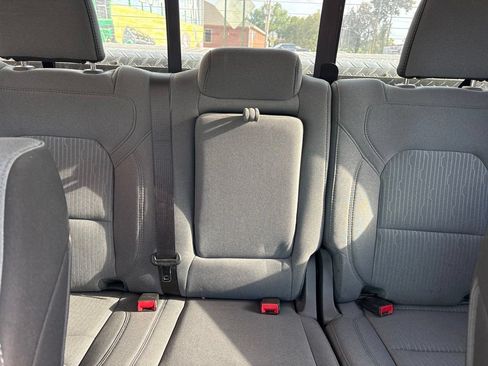 Used 2020 RAM 1500 Big Horn AWD/4WD image 17