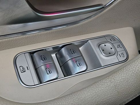 Used 2020 Mercedes-Benz GLE 350 4MATIC image 15