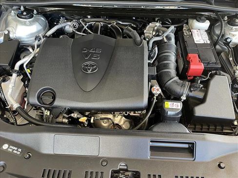 Used 2021 Toyota Avalon Touring w/ Advanced Safety Package image 17