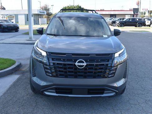 New 2026 Nissan Pathfinder Platinum w/ Accent Package FWD image 20