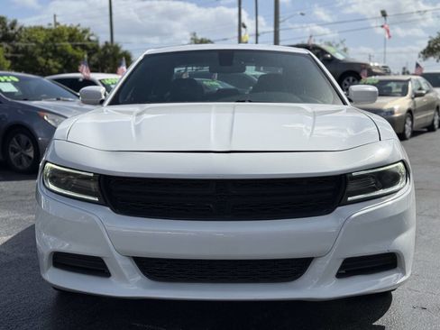 Used 2016 Dodge Charger SE w/ Popular Equipment Group RWD image 9