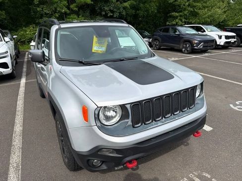 Used 2016 Jeep Renegade Trailhawk AWD/4WD image 15