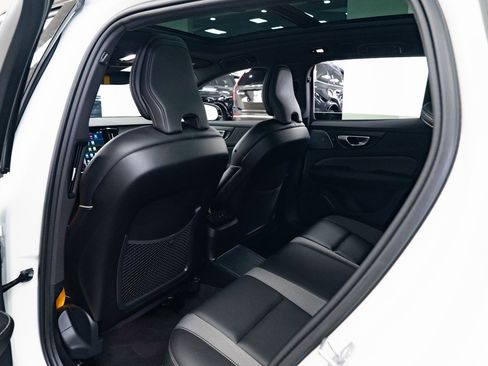Used 2024 Volvo V60 T8 Polestar image 22