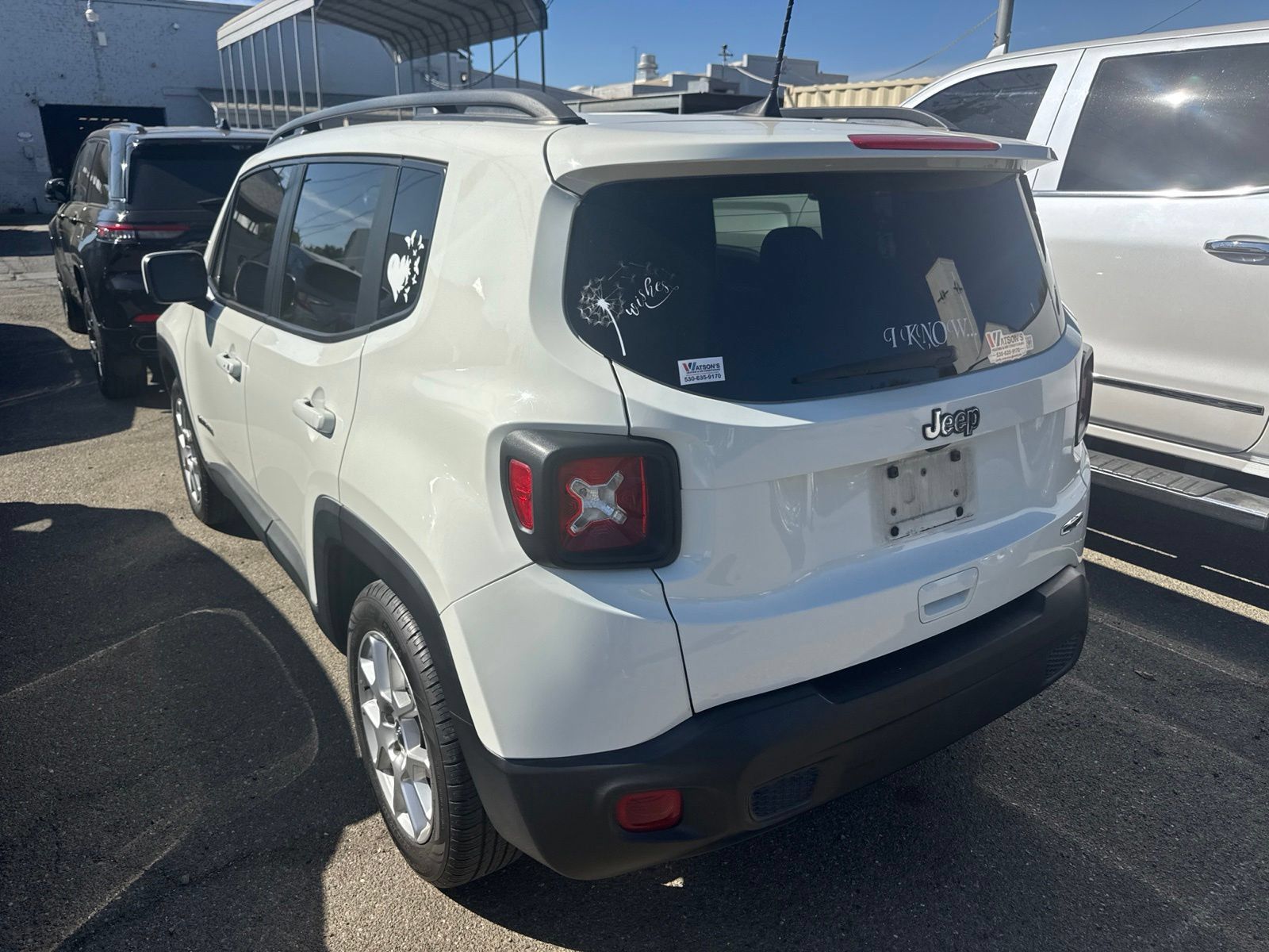 Used 2019 Jeep Renegade Latitude w/ Popular Equipment Group FWD image 2