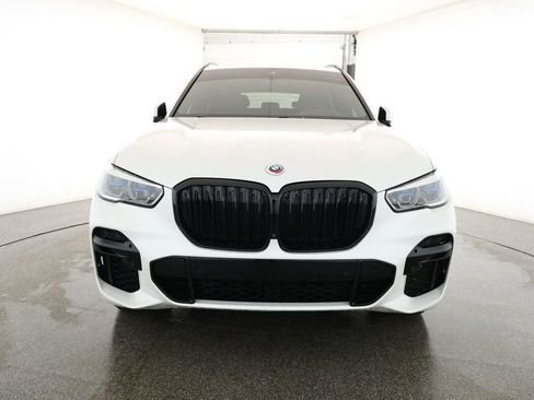 Used 2022 BMW X5 M50i w/ Executive Package image 2