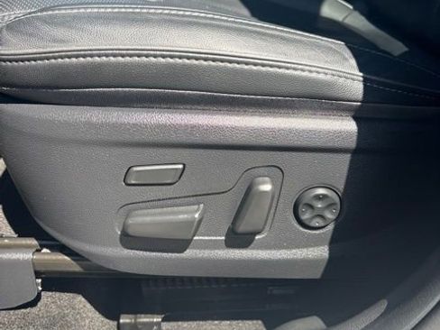 Used 2023 Hyundai Santa Fe Limited AWD/4WD image 30