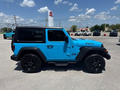 Used 2021 Jeep Wrangler Sport AWD/4WD image 2