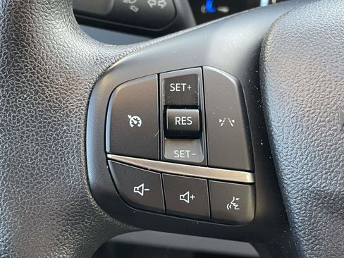 Used 2025 Ford Escape Active AWD/4WD image 19