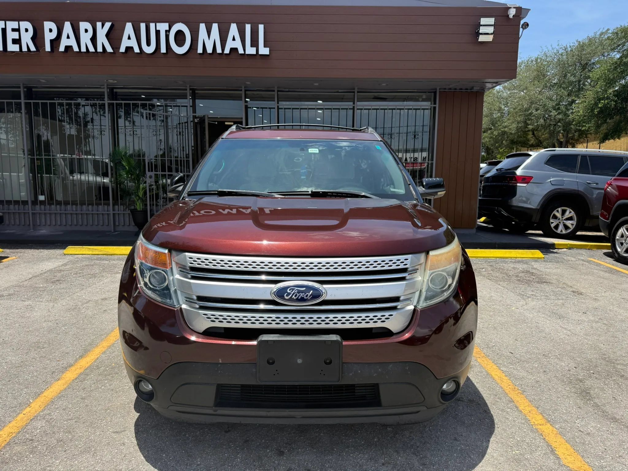 Used 2012 Ford Explorer XLT AWD/4WD image 2