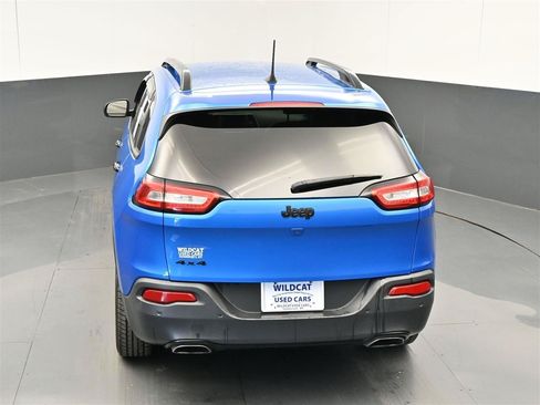 Used 2018 Jeep Cherokee Limited w/ Technology Group AWD/4WD image 26