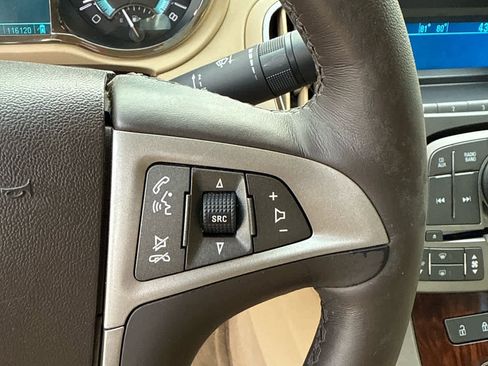 Used 2010 Buick LaCrosse CXL w/ Luxury Package image 18