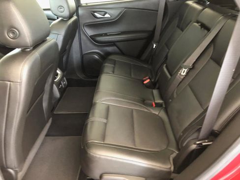 Used 2019 Chevrolet Blazer LT w/ Sun and Wheels Package AWD/4WD image 8