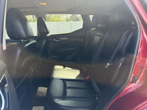 Used 2022 Nissan Rogue Sport SL w/ Premium Package FWD image 34