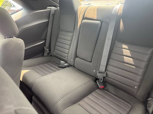 Used 2009 Dodge Challenger R/T RWD image 25