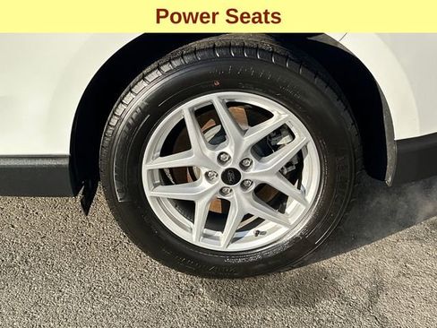 Used 2024 Ford Edge SEL AWD/4WD image 9