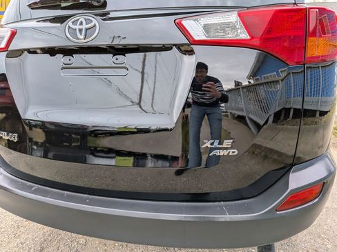 Used 2015 Toyota RAV4 XLE AWD/4WD image 13