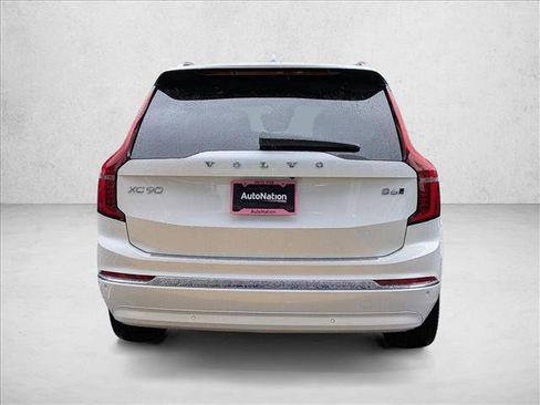 New 2026 Volvo XC90 B6 Plus w/ Protection Package Premier image 8