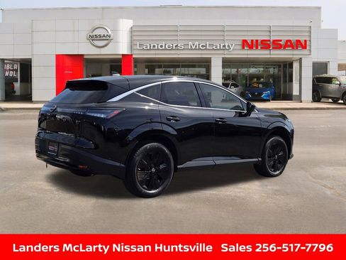 Used 2025 Nissan Murano SV AWD/4WD image 3