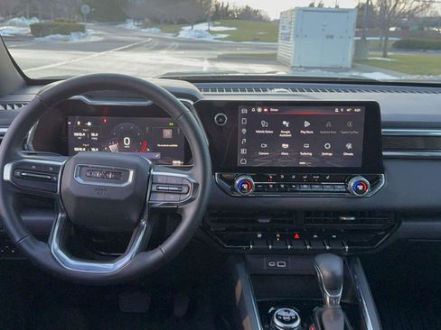 Used 2025 GMC Canyon Elevation w/ Convenience Package image 13