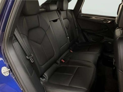 Used 2022 Porsche Macan AWD/4WD image 74