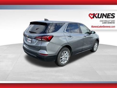 Used 2023 Chevrolet Equinox LT image 4