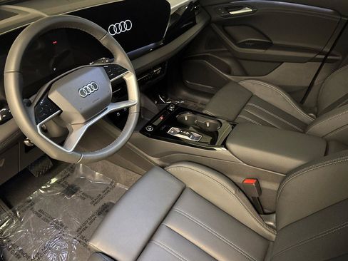 New 2025 Audi Q6 e-tron Premium Plus image 9