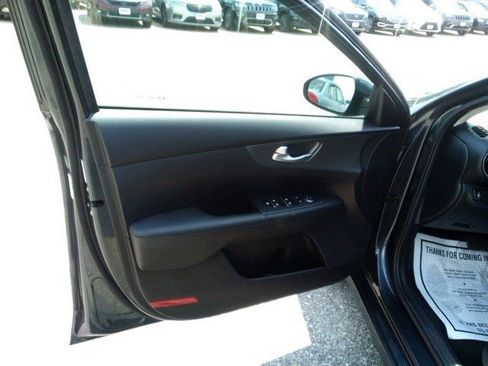 Used 2020 Kia Forte LXS image 10