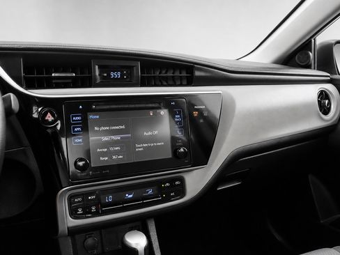 Used 2017 Toyota Corolla LE w/ LE Eco Premium Package FWD image 28