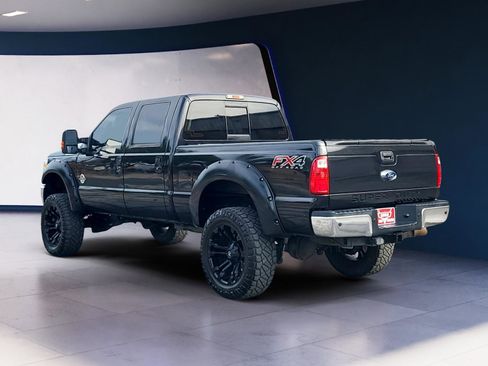 Used 2014 Ford F250 Lariat w/ Lariat Ultimate Package image 3