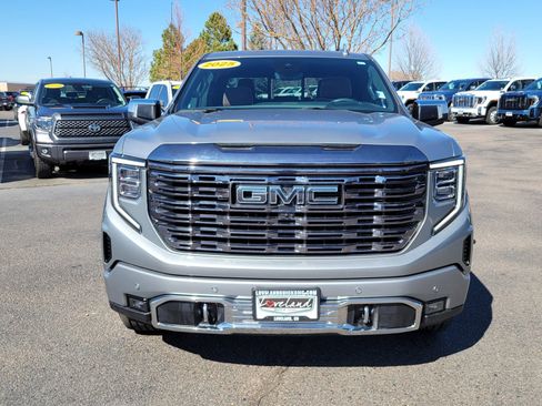Used 2024 GMC Sierra 1500 Denali Ultimate AWD/4WD image 5