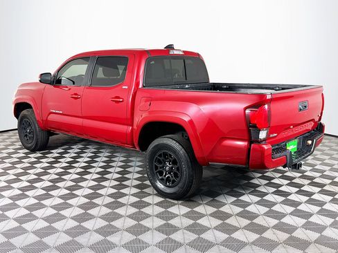 Used 2022 Toyota Tacoma SR5 w/ Technology Package RWD image 6