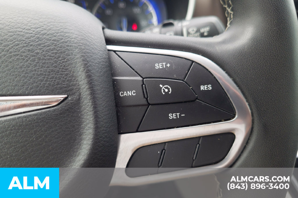 Used 2023 Chrysler Voyager LX FWD image 28