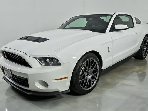 Used 2012 Ford Mustang Shelby GT500 w/ SVT Performance Pkg RWD image 6