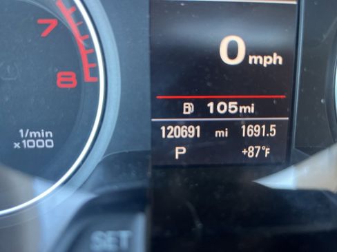 Used 2015 Audi A4 2.0T Premium w/ Audi MMI Navigation image 17