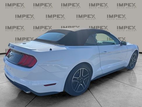 Used 2020 Ford Mustang Premium image 5