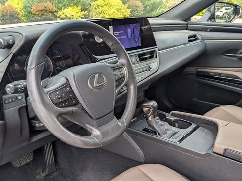 Used 2023 Lexus ES 350 w/ Accessory Package (Z2) image 10