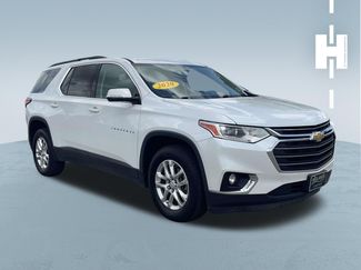 Used 2020 Chevrolet Traverse LT FWD video 1