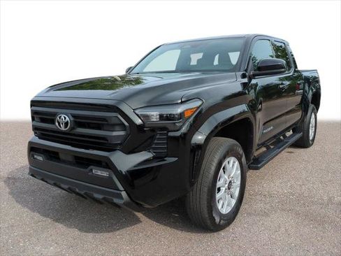 Certified 2025 Toyota Tacoma SR5 RWD image 1