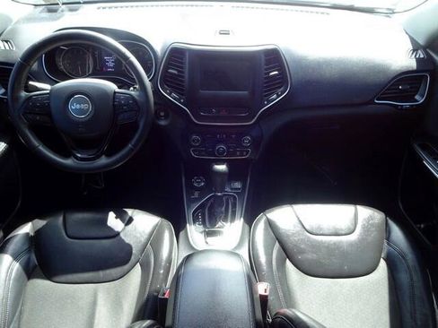 Used 2020 Jeep Cherokee Latitude Plus image 26