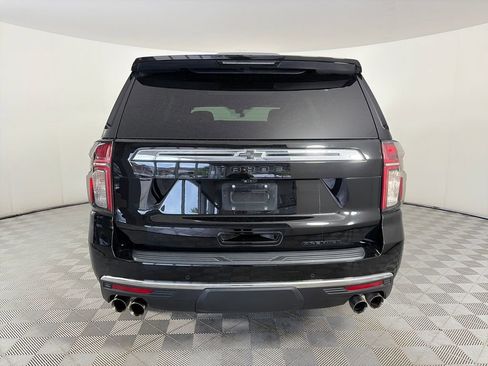 Used 2021 Chevrolet Tahoe Premier w/ Premium Package AWD/4WD image 6